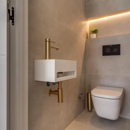 Luxury Penthouse - Naranjos De