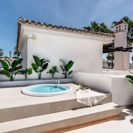 Luxury Penthouse - Naranjos De *